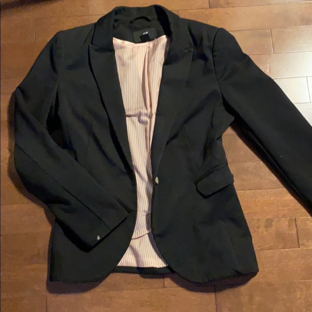 H&M black blazer